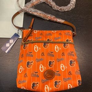 Baltimore Orioles Dooney & Bourke crossbody.